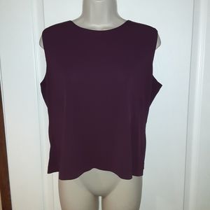 Casual Corner Crop Tank Top
